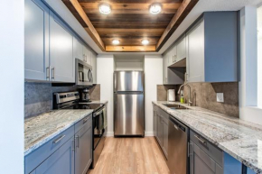 Modern 2 Bed/1 Bath, In-Unit Laundry, Parking + 6 Blocks from Mayo